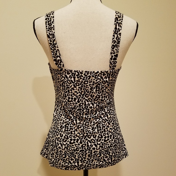 NWT WHBM Leopard Tank w/ruffles - Size M - Picture 3 of 3